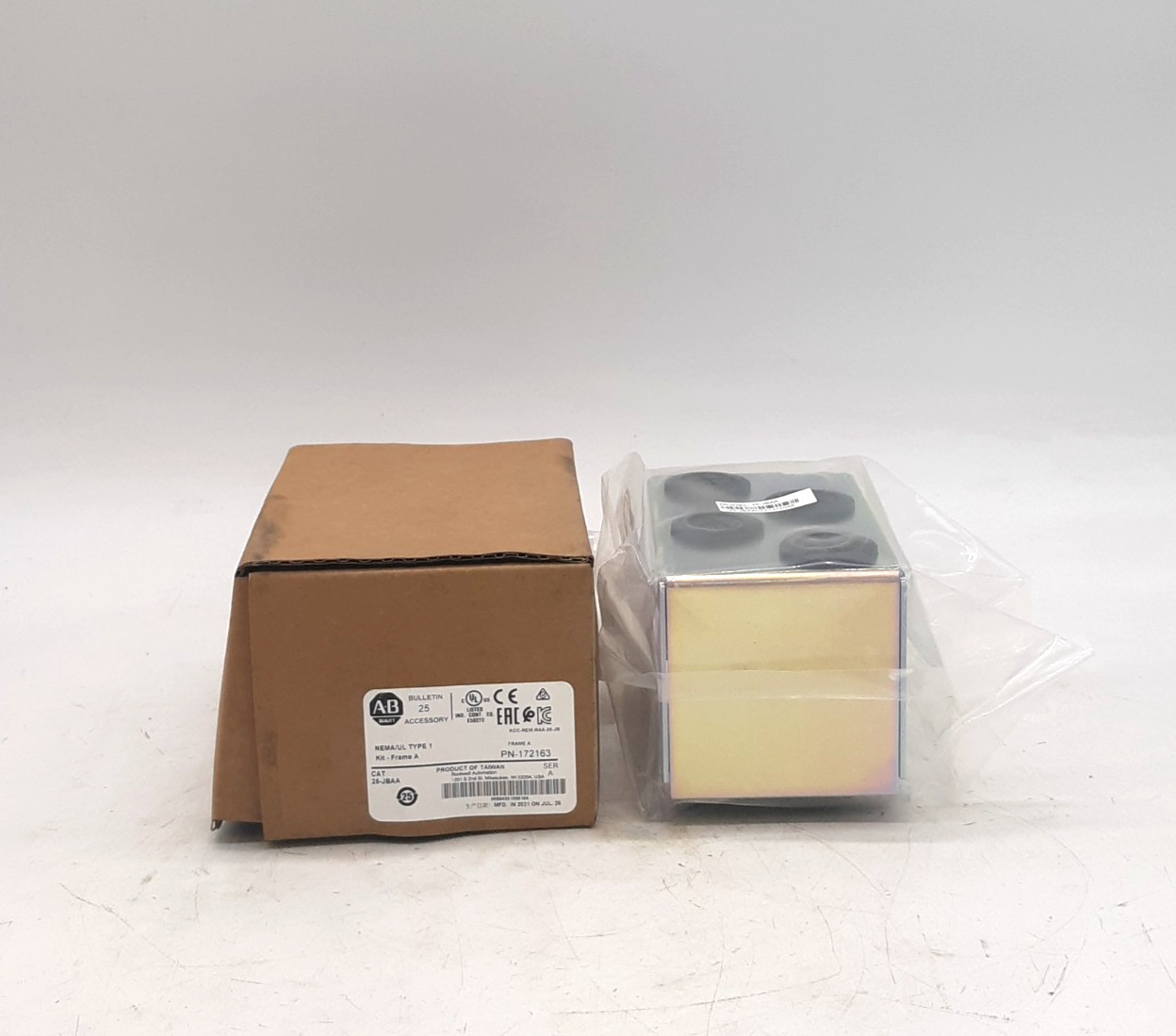 Allen-Bradley 25-JBAA Enclosure Kit