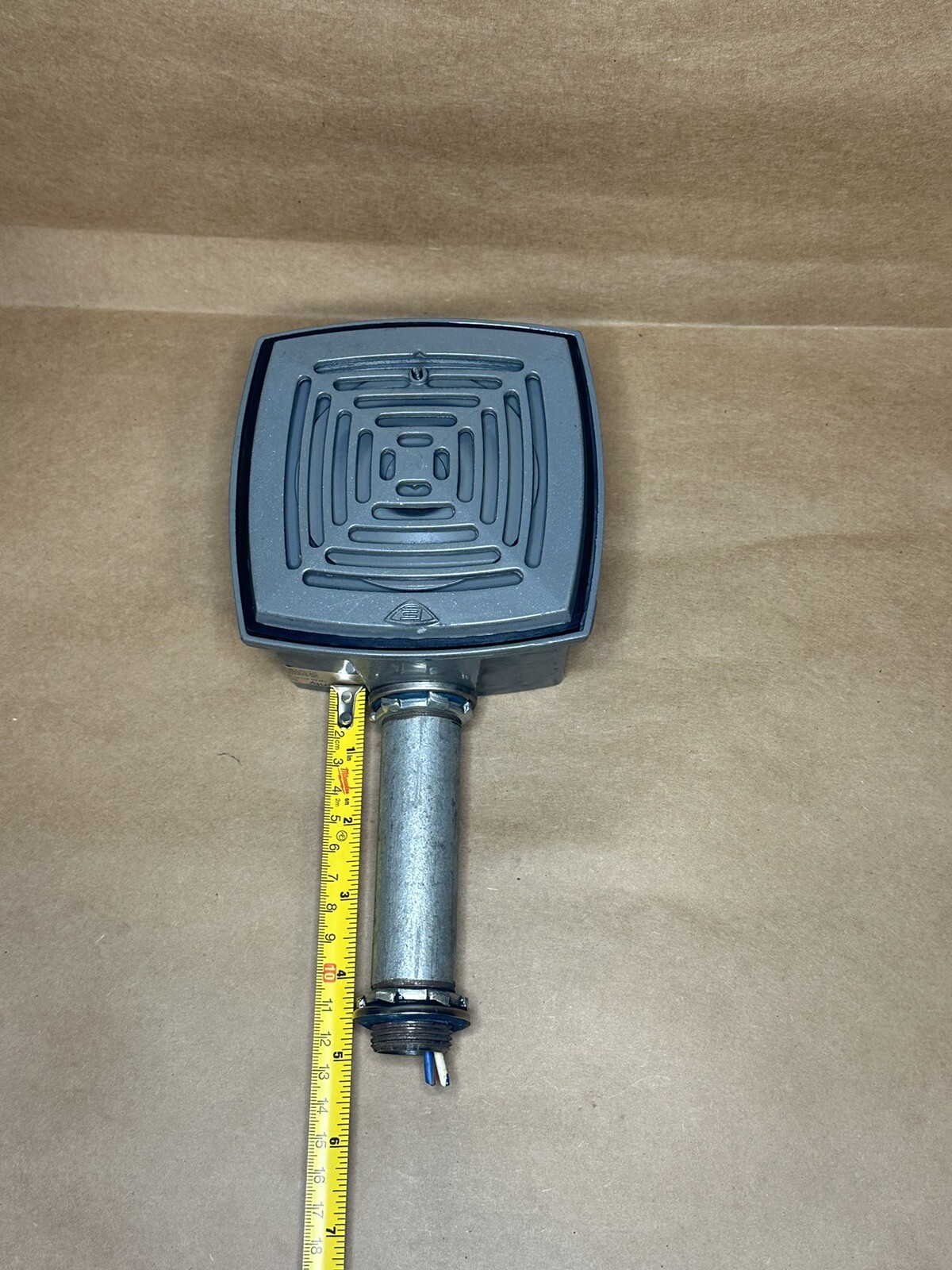Edwards Signaling 877-G1 Weatherproof Vibrating Horn,24Vdc,0.16A