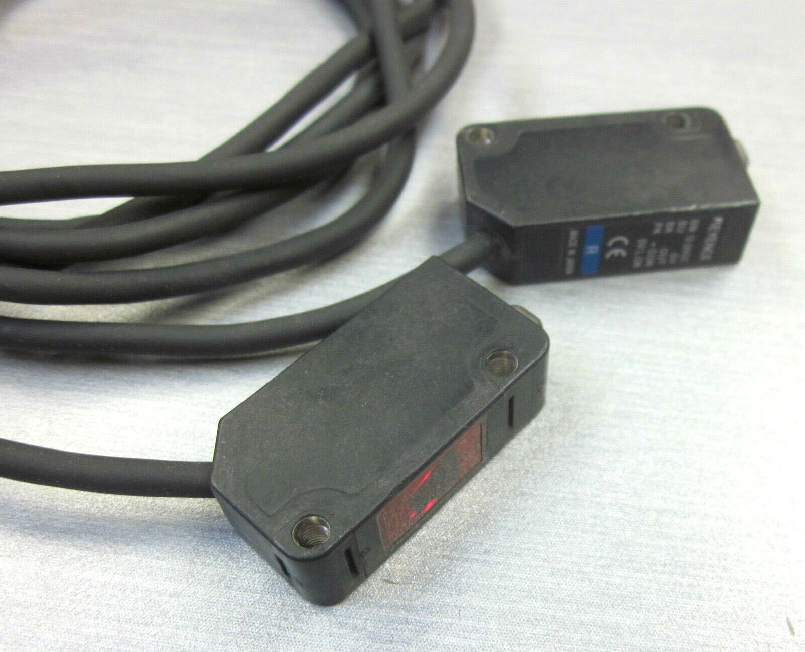 KEYENCE PZ-M51 Photoelectric Sensor Switch New