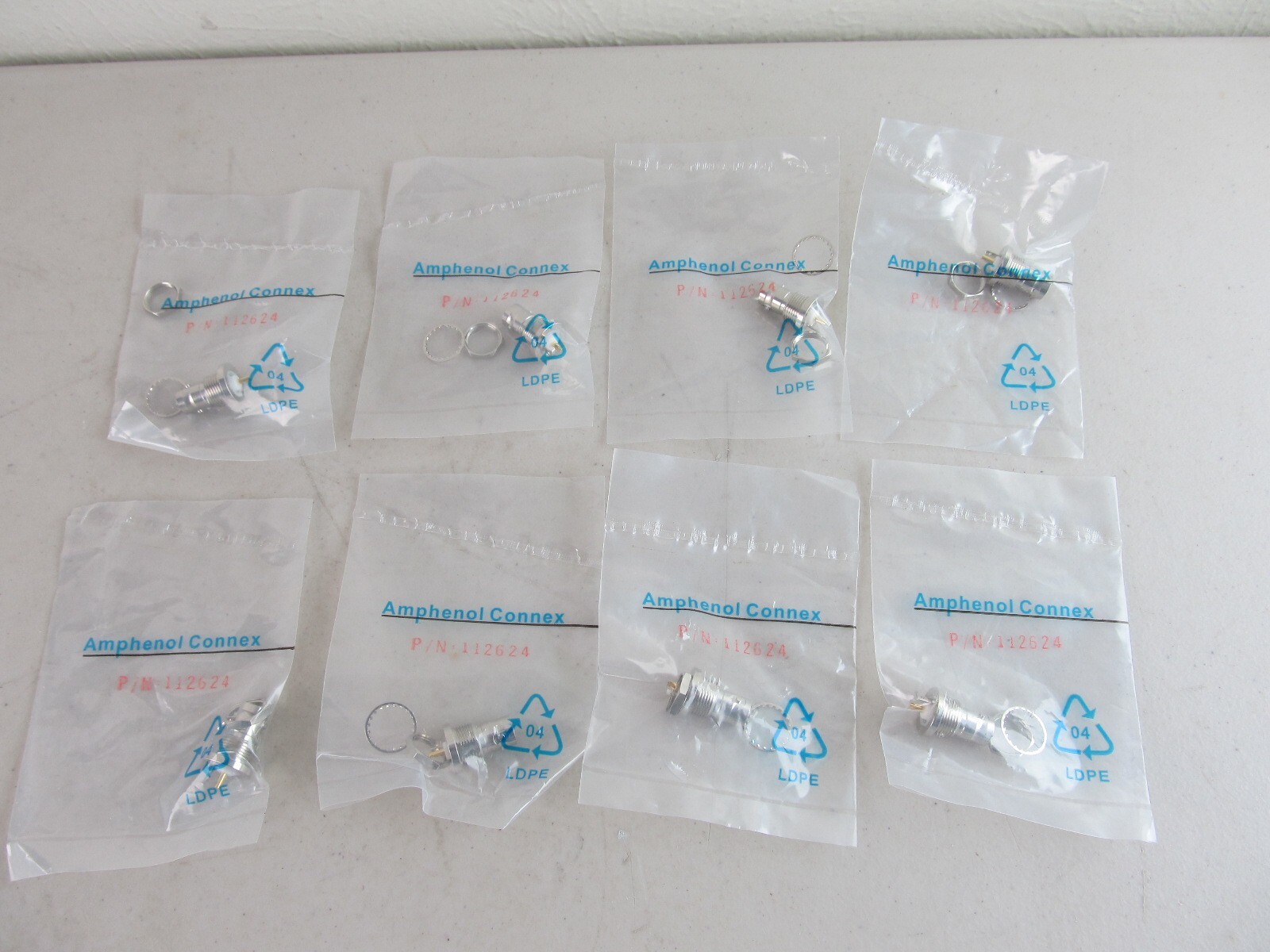 QTY=8 BNC Straight Receptacle Jack Solder Cup Bulkhead Rear Mount 50 Ohm 112624