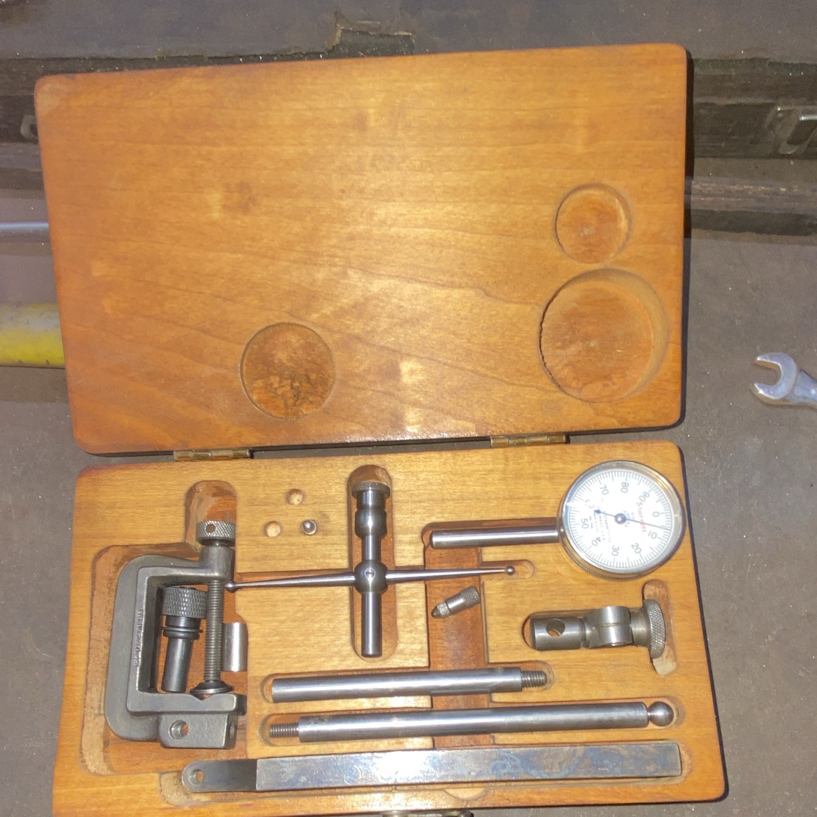 Starrett 711 Dial Indicator Set w/ Wooden Case & Accessories