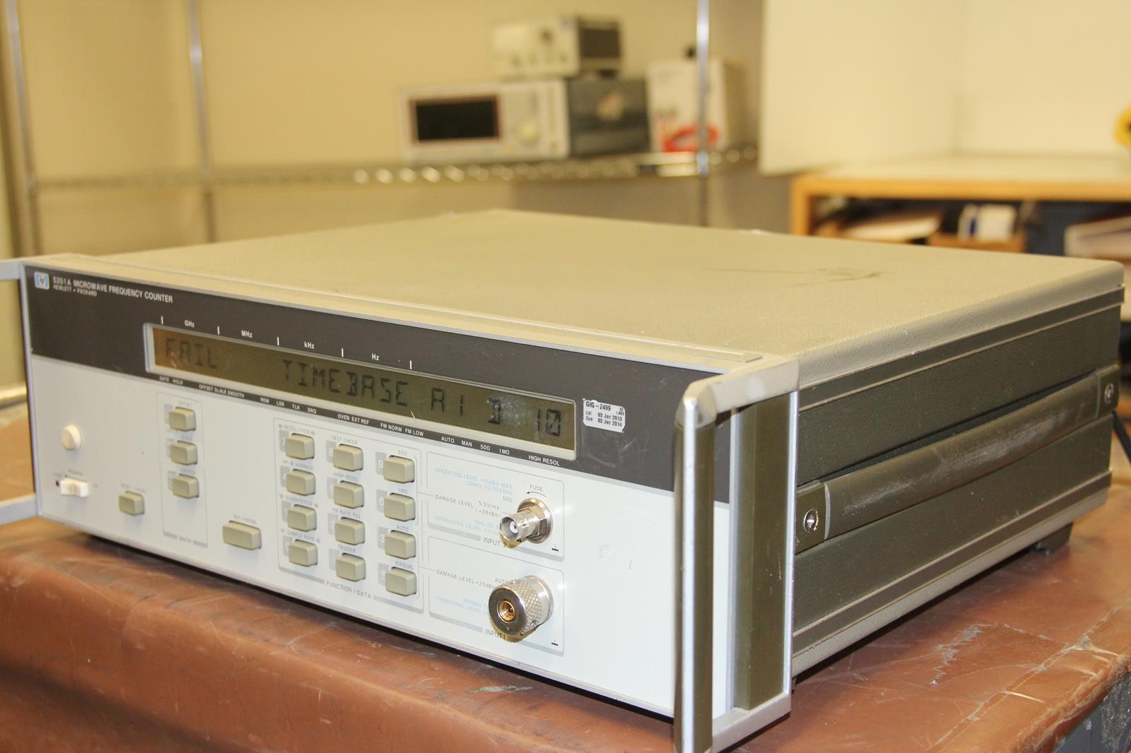 HP HEWLETT PACKARD 5351A Microwave Frequency Counter