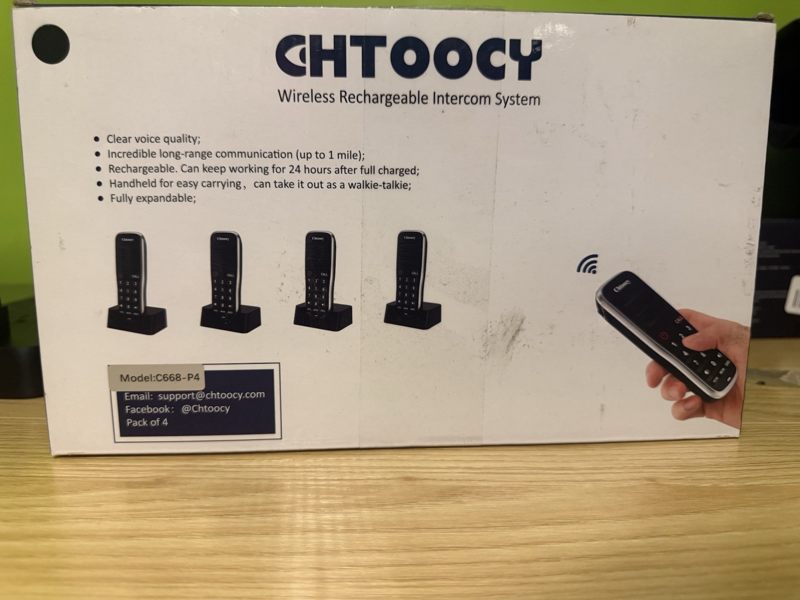 Chtoochy Handheld Wireless Rechargeable Intercom System 4 New C668-P4.
