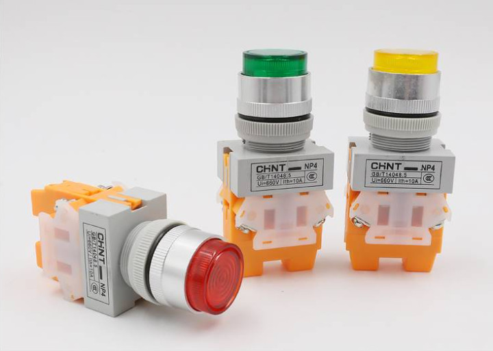 10PCS New Chint NP4-11DN  Pushbutton Switches Brand