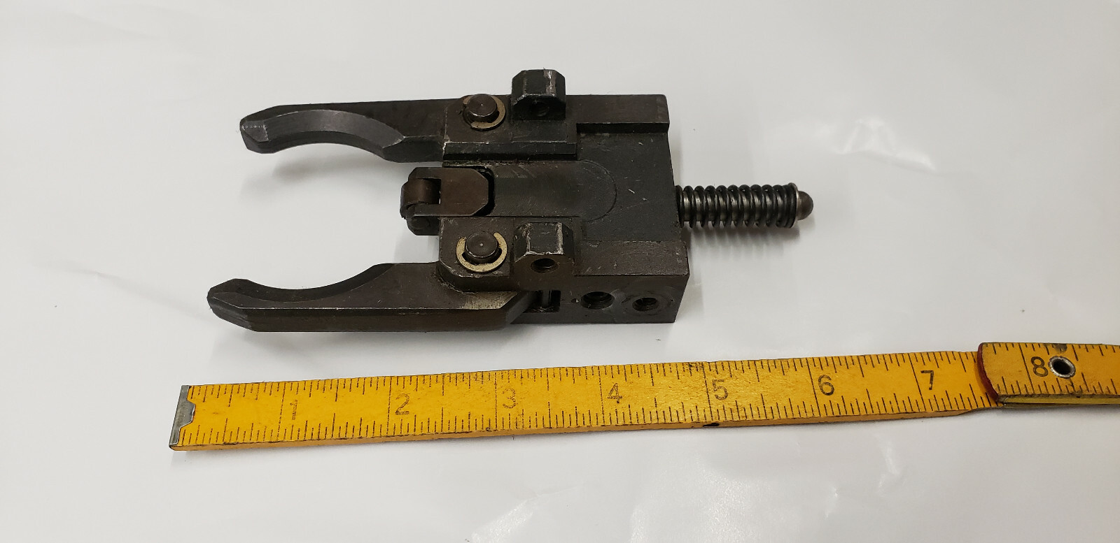 Unknown Brand CNC Machining Tool Gripper Grabber Finger Holder Assembly.