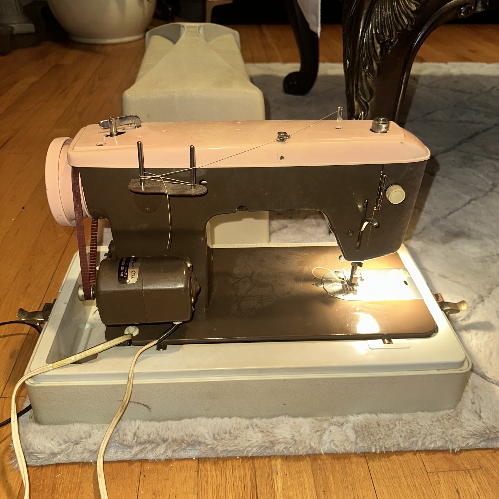 Vintage Brother Charger 651 Sewing Machine Heavy Duty Metal Works w Pedal & Case