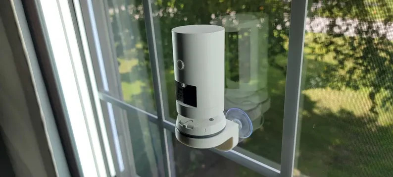 Ring Outdoor Cam Plus LP Window Mount with Suction Cups