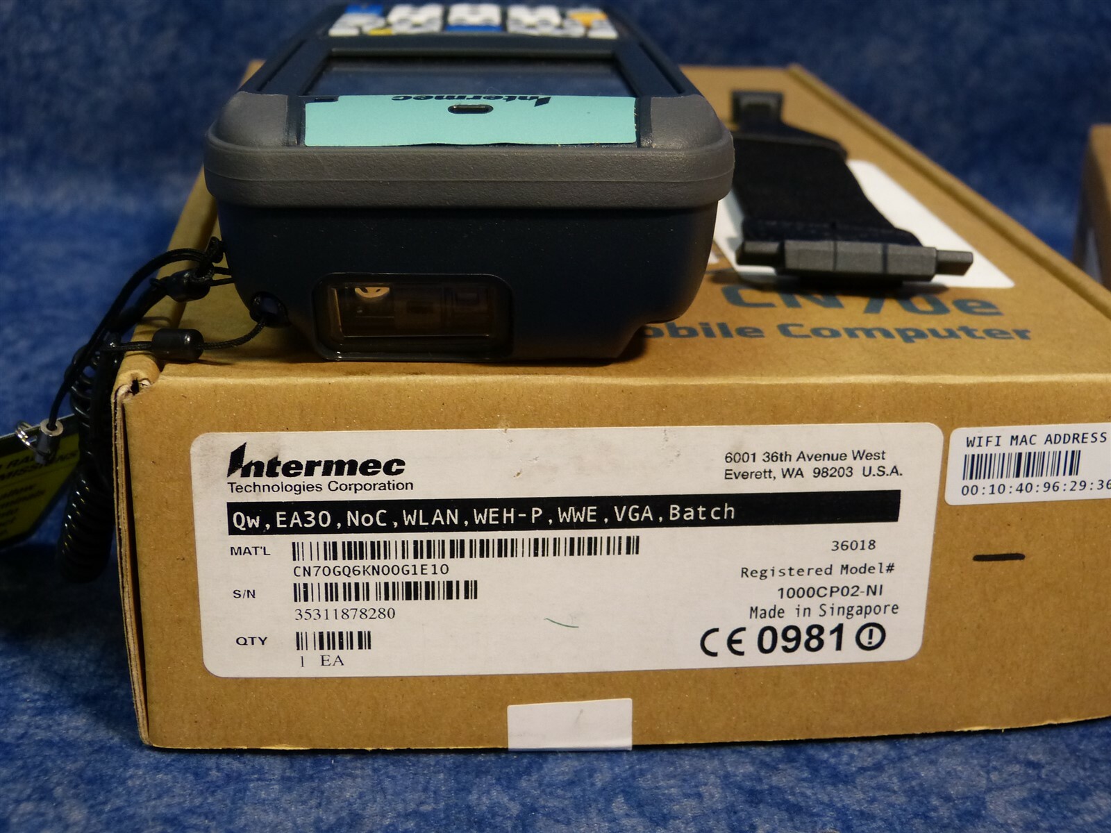 INTERMEC CN70ENI CN70GQ6KN00GG1E10 Mobile Barcode Scanner Computer w Card Reader