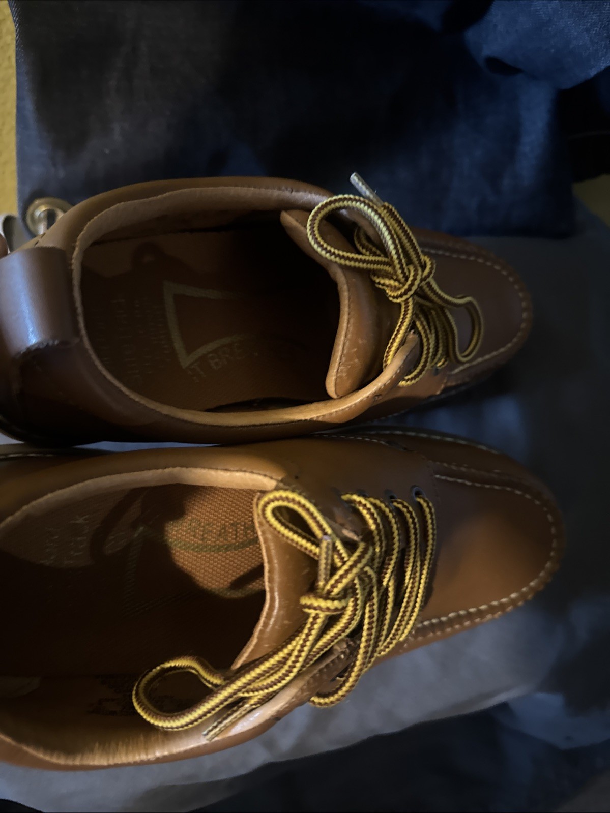 Men’s 10.5 Brown Oxfords