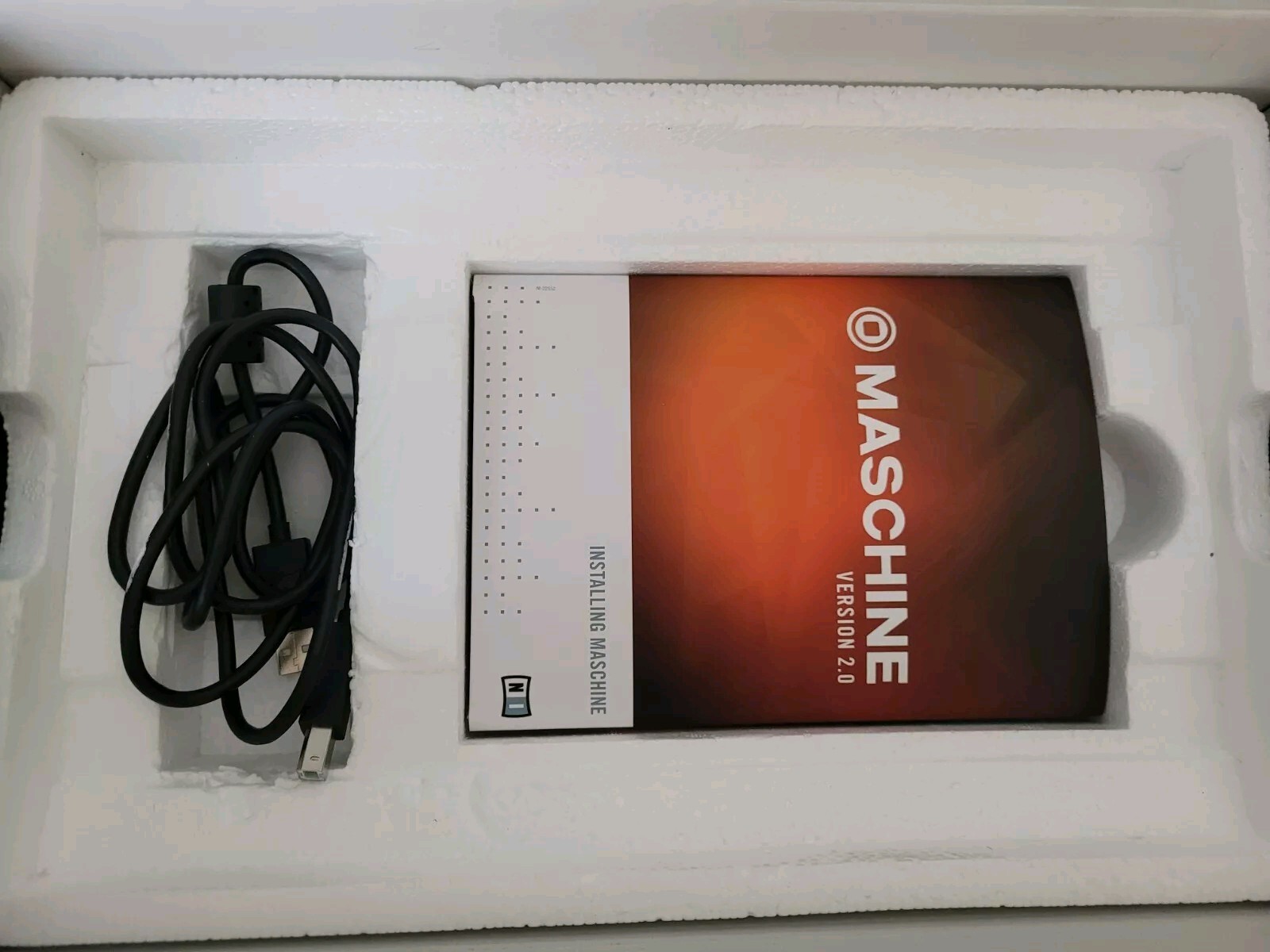 MASCHINE MIRKO Groove Production Studio Native Instruments **COMPLETE