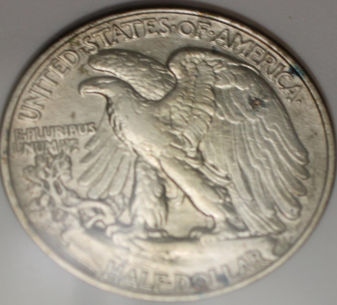 1946 P WALKING LIBERTY SILVER HALF DOLLAR (REF# WL 46)