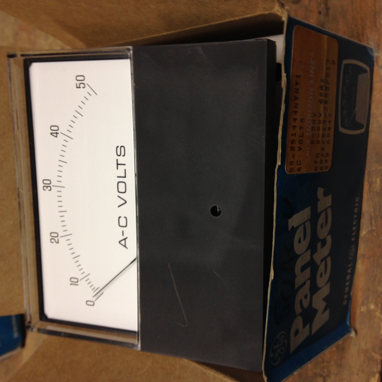 50-251444NTNT1 GE Panel Meter 0-50VAC NIB