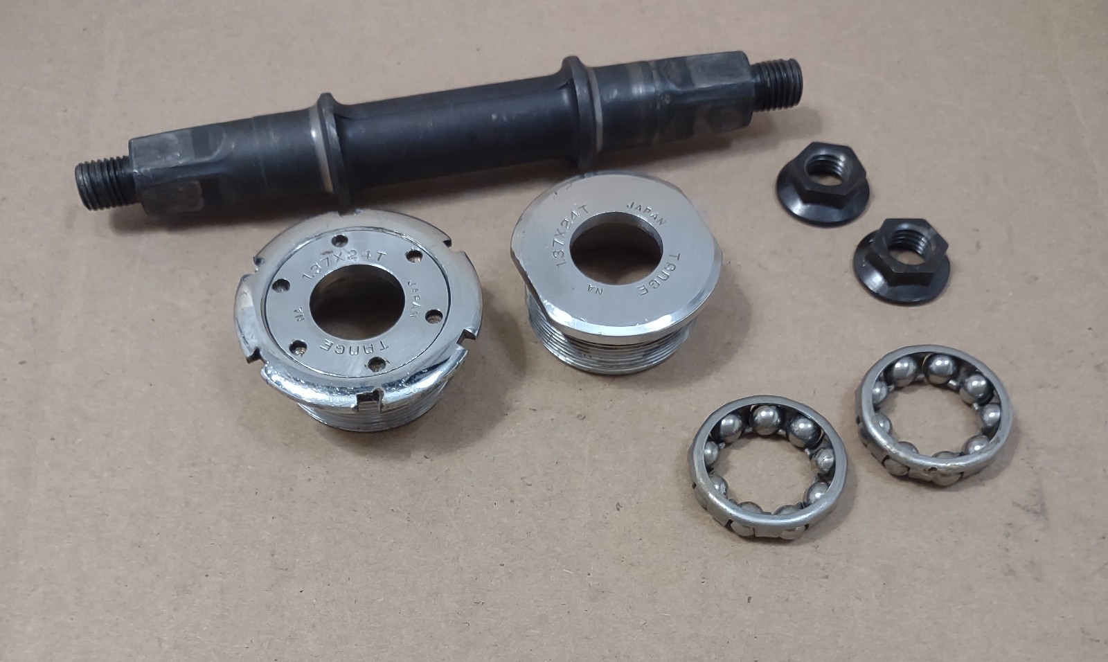 Tange Bicycle Bottom Bracket Square Taper 68 x 126 mm Old Vintage Bike