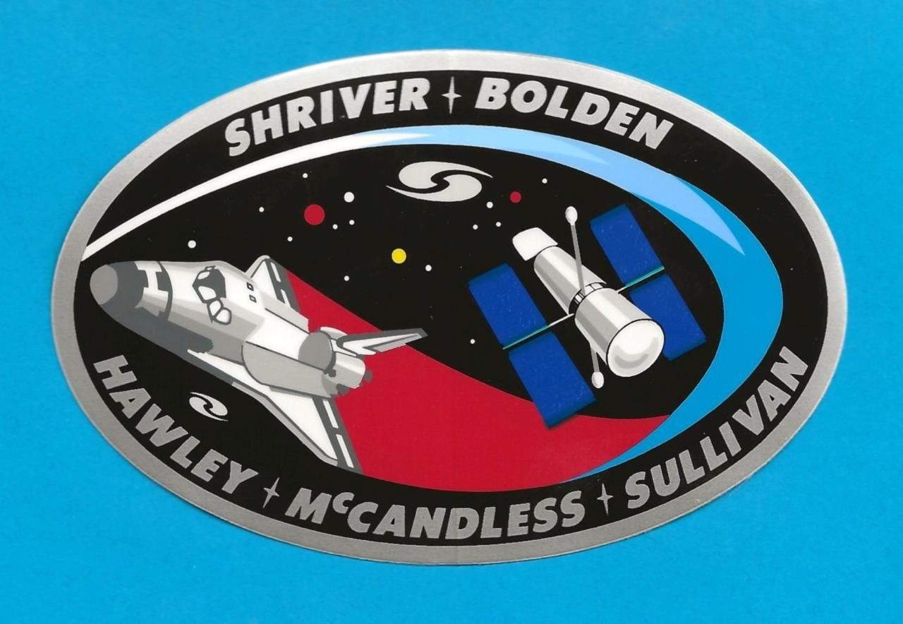 NASA SPACE SHUTTLE STS-31 CREW PATCH ADHESIVE STICKER - H30