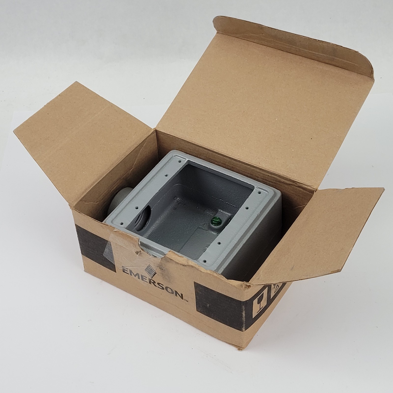 Emerson APPFD2100 Two-Gang Device Box, Size 1", Malleable Iron - NEW