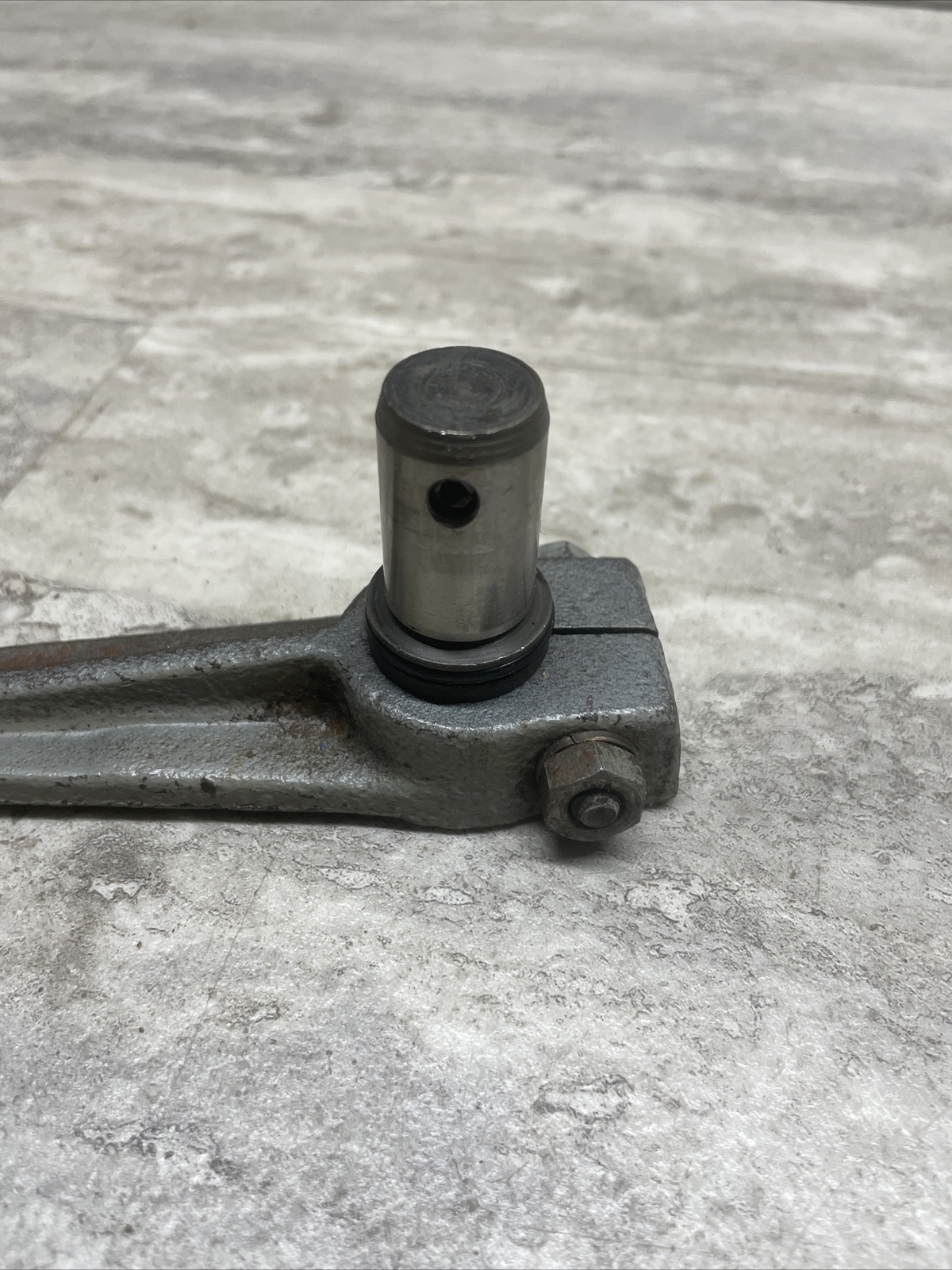 Vickers 329686 Control Handle, Used