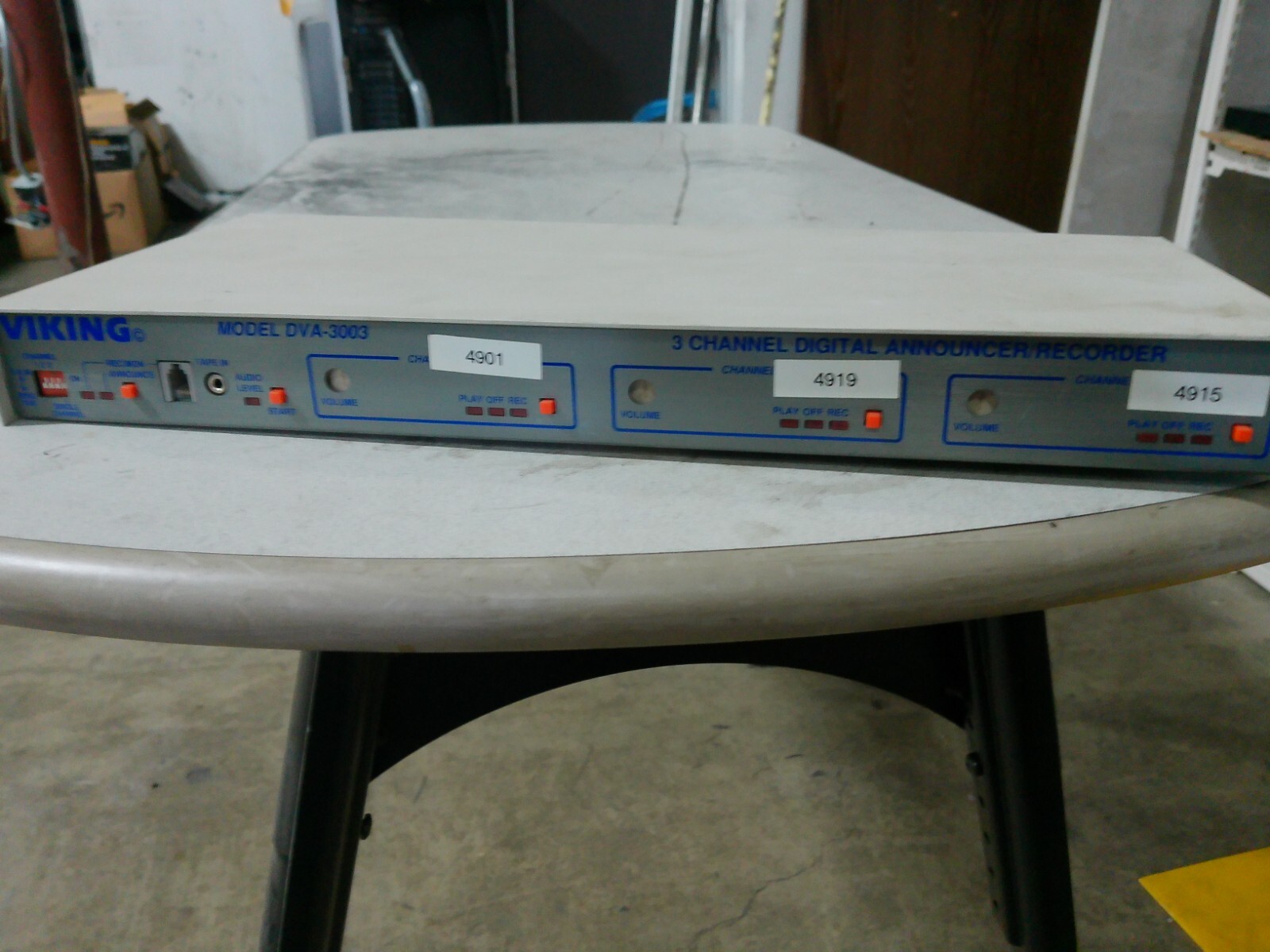 VIKING ELECTRONICS DVA-3003 3 Channel Digital Announcer