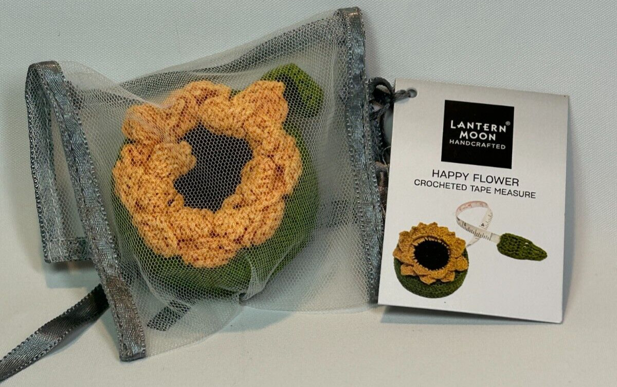 Lantern Moon Happy Flower Tape Measure 60" or 150mm Button Retractable Crafting