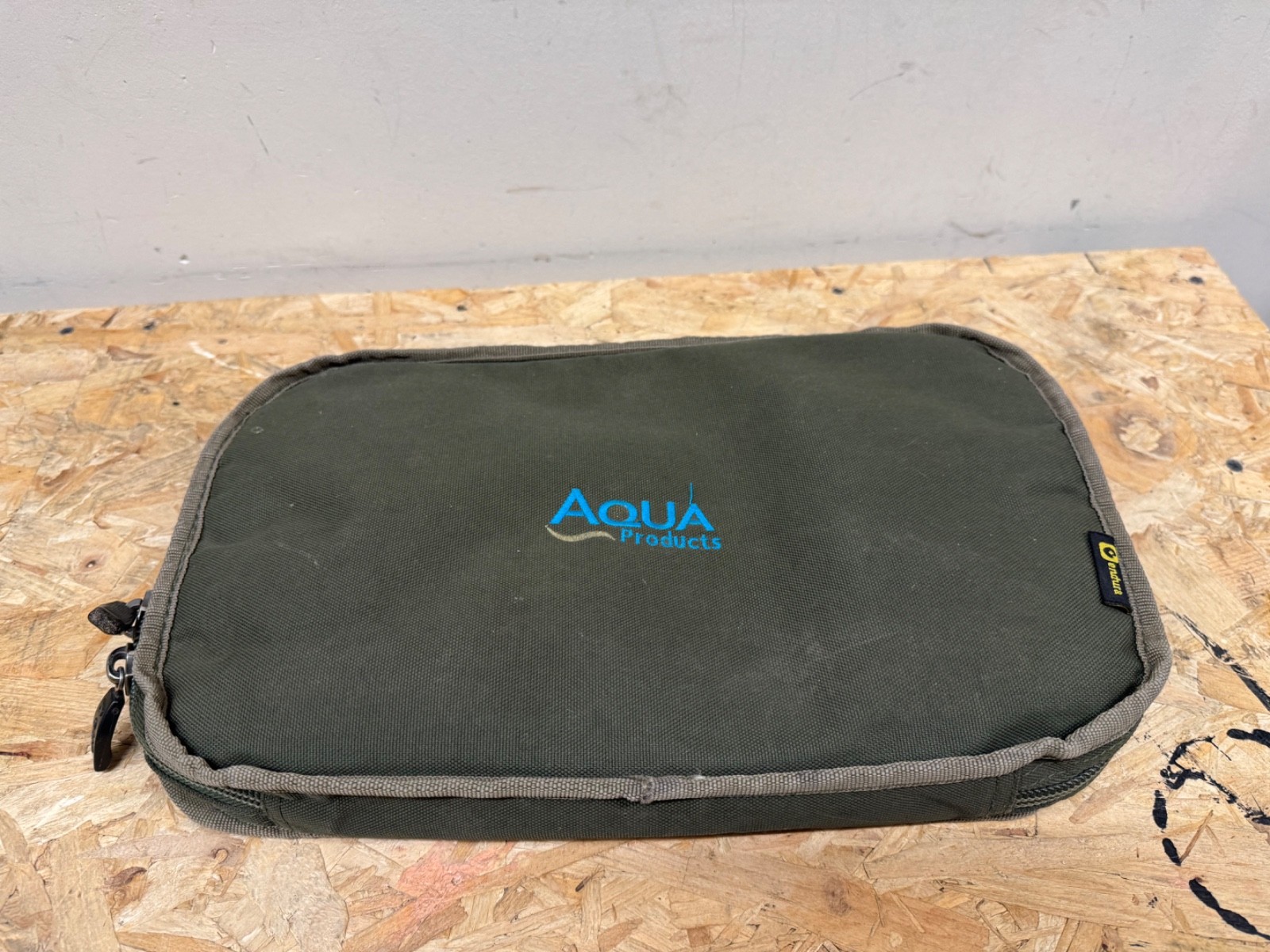 CARP COARSE FISHING TACKLE - AQUA PRODUCTS ORIGINAL BUZZ BAR BAG OR POUCH