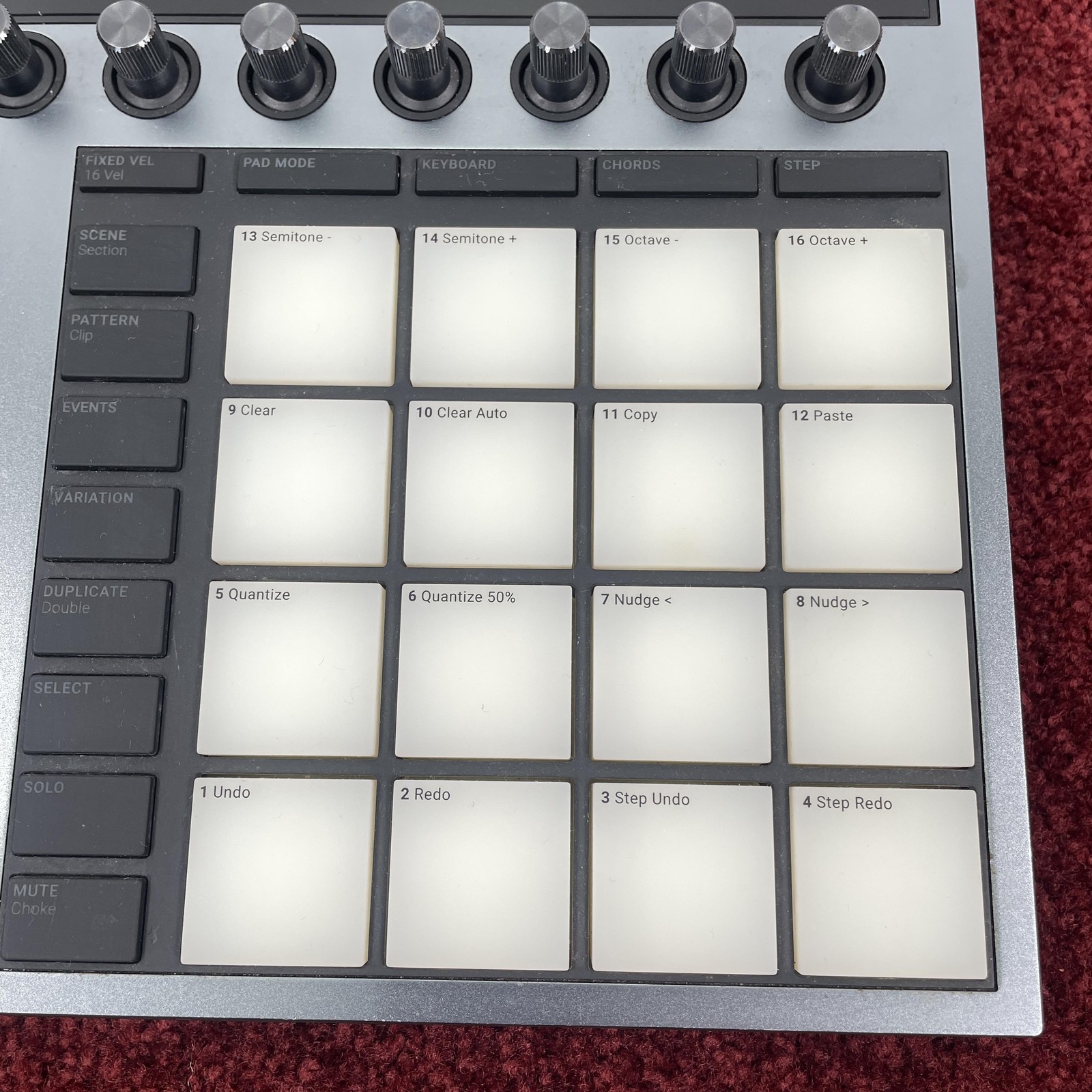 Native Instruments MASCHINE+ Plus HW Standalone Drum Sampler Controller *VIDEO