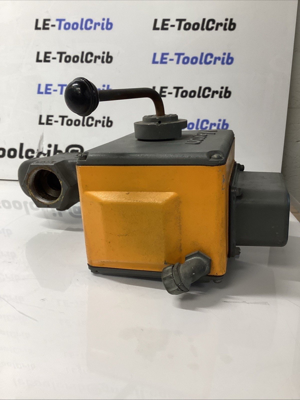 Maxon 2" Safety Shut Off Valve, 808-1 M-087s