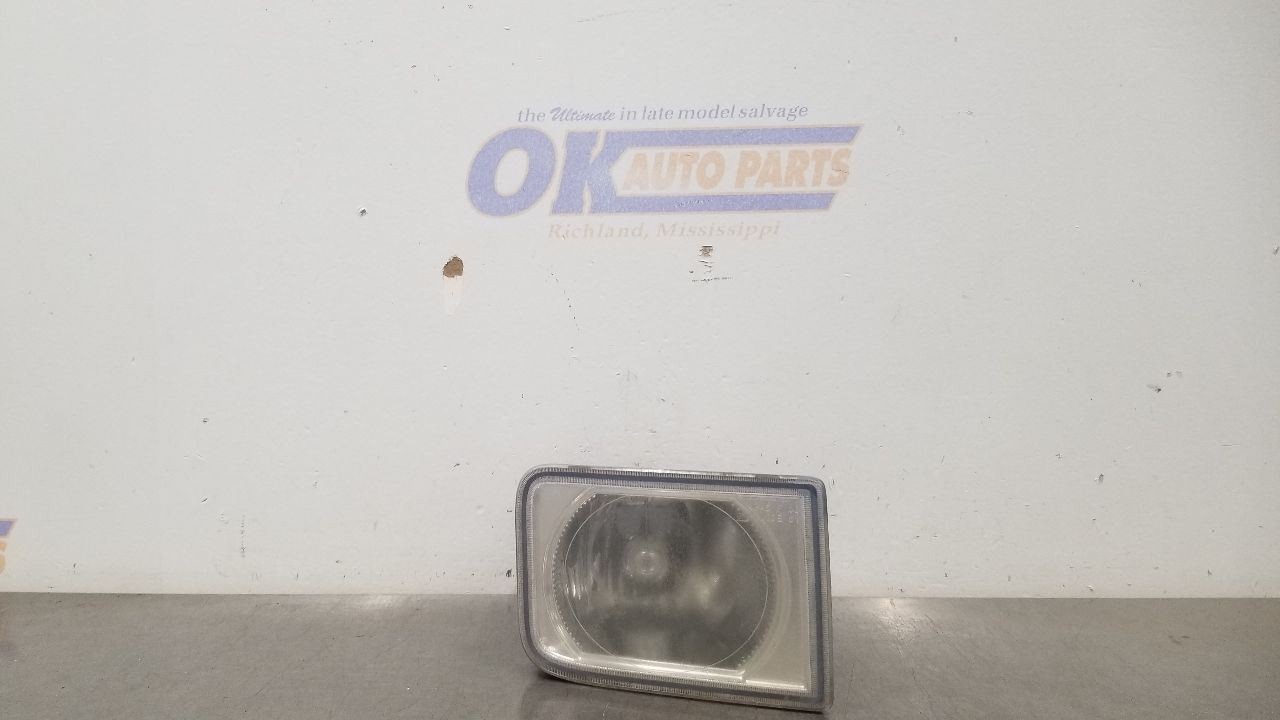 05 CADILLAC XLR FOG LIGHT LAMP RIGHT PASSENGER