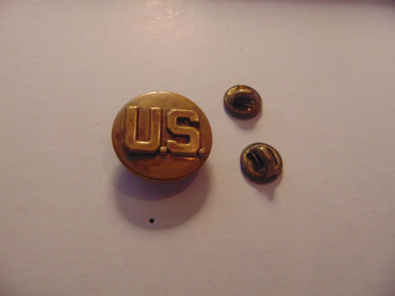 U.S. Military Army Round U.S. Brass Collar Pin