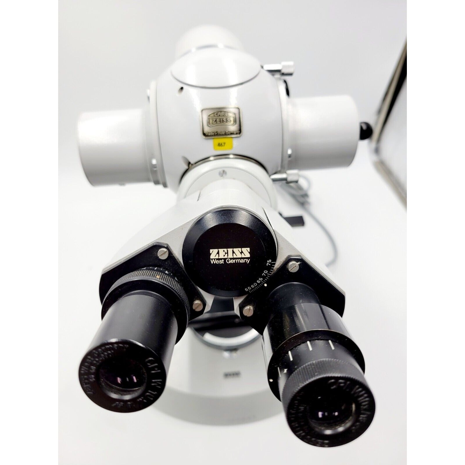Carl Zeiss Universal Research Microscope W/Objectives & Eyepieces +Power