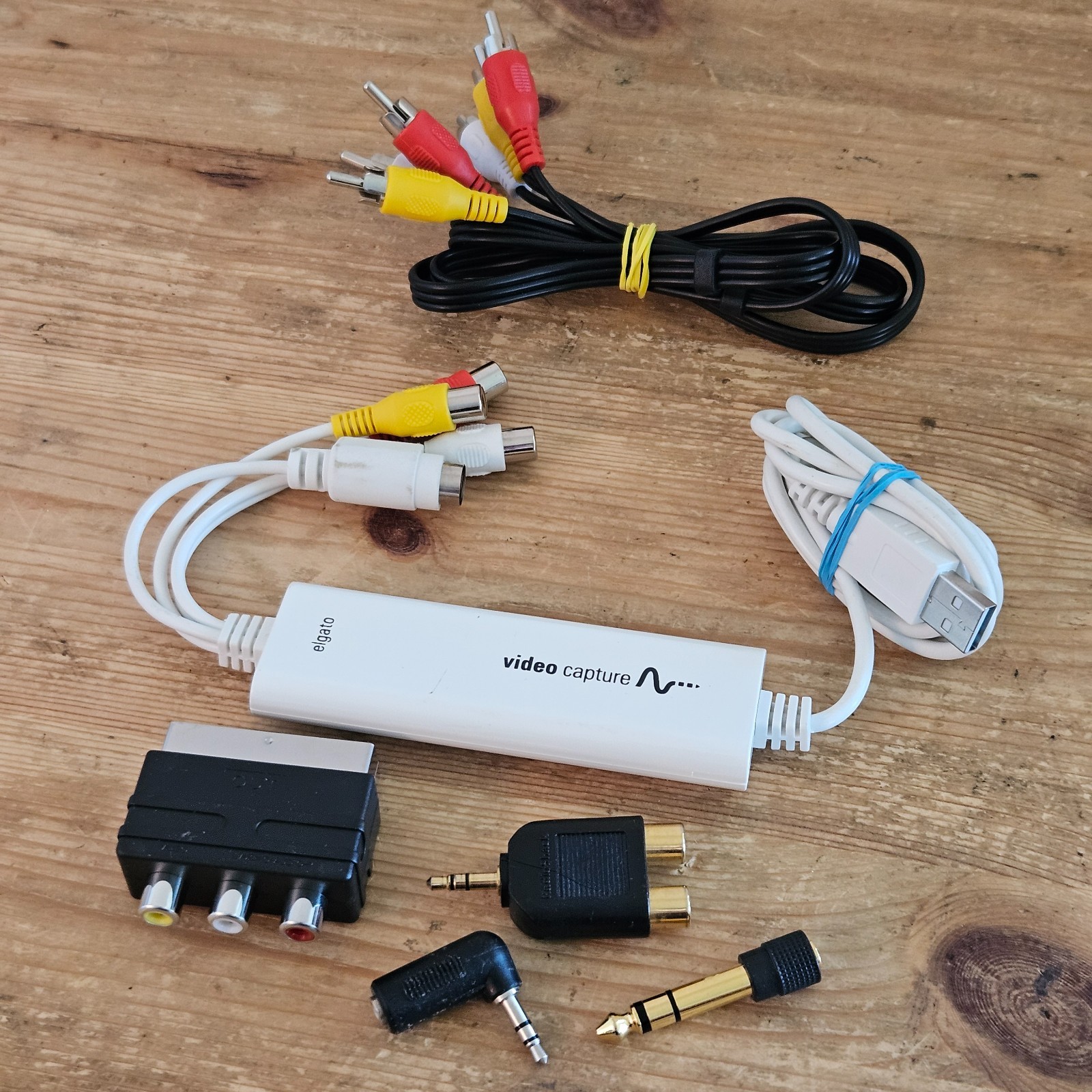 Elgato Analog Video Capture for Mac, PC, iPad, iPhone
