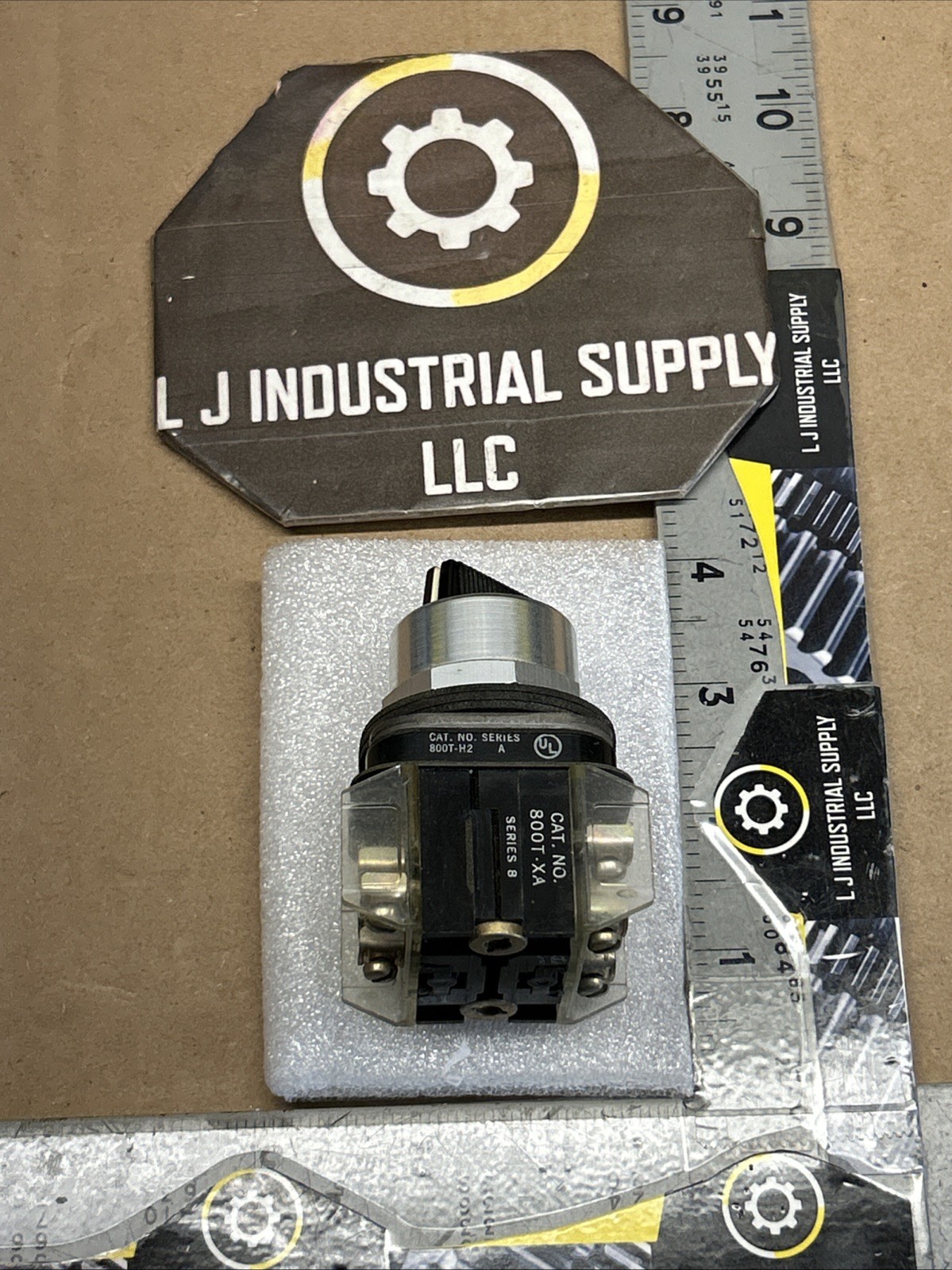 ALLEN BRADLEY 800T-H2 2-Position Switch _GOOD TAKE-OUT_WARRANTY_FAST SHIPPING!