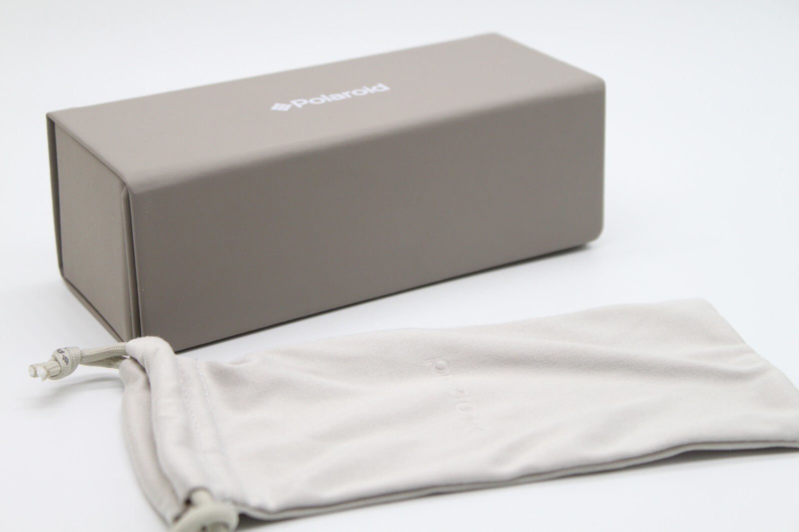 NEW POLAROID GREY AUTHENTIC SUNGLASSES EYEGLASSES RUBBER CASE W/POUCH