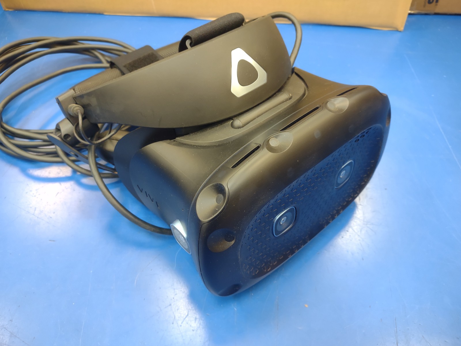 HTC VIVE Cosmos Elite Full VR Headset Kit