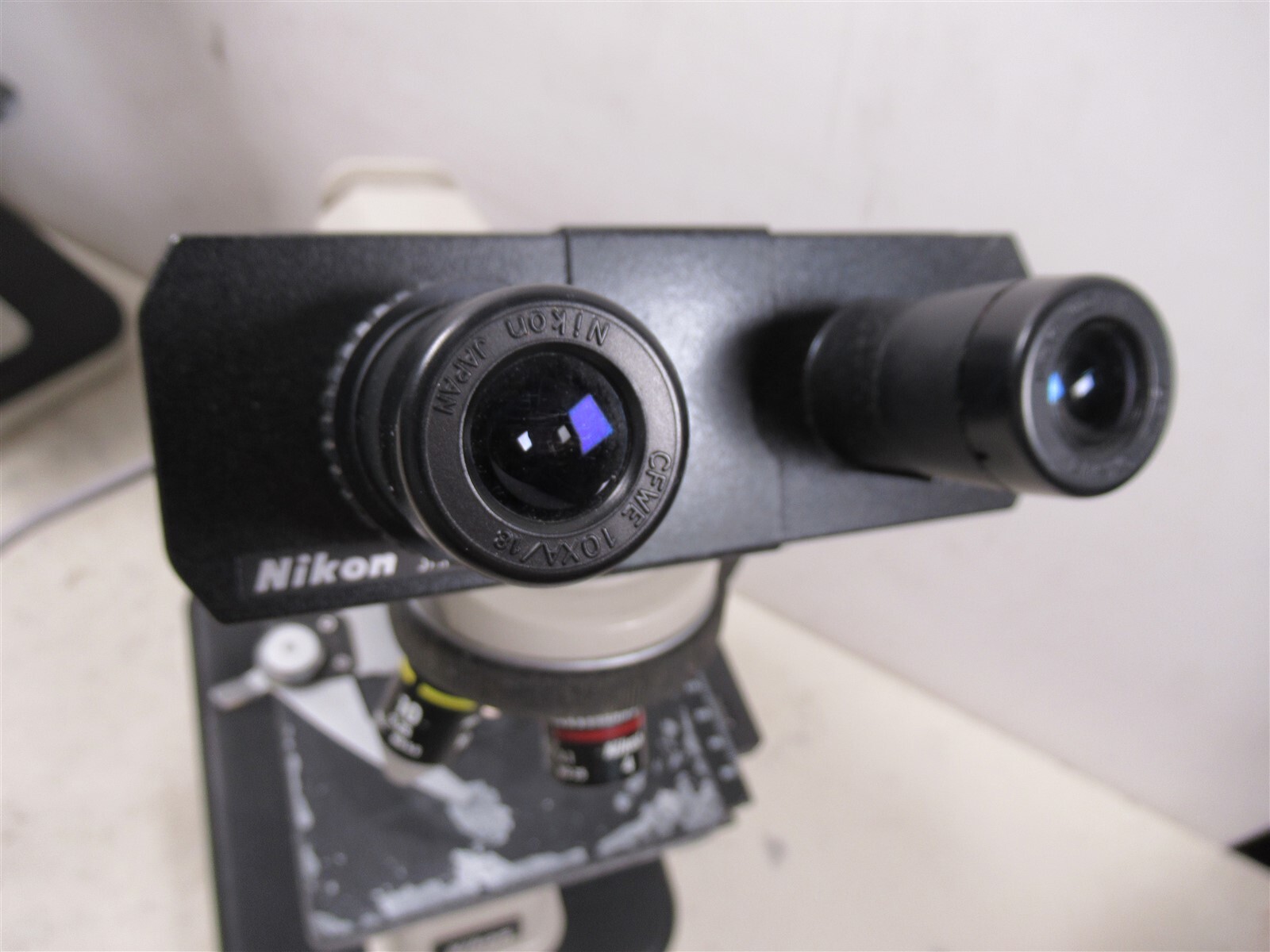 Nikon YS2-T Alphaphot Binocular Microscope w/ Eyepieces & 3 Objective Lenses