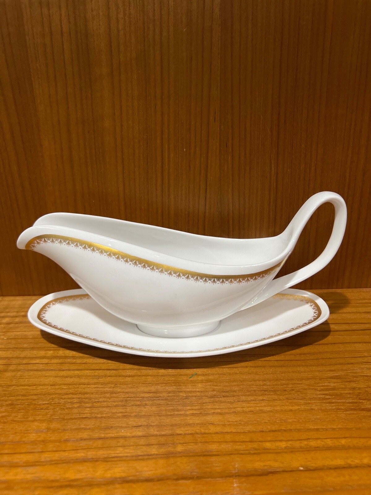 SPODE Elizabethan Sauce Or GRAVY BOAT & UNDER PLATE England Bone China Gold Trim