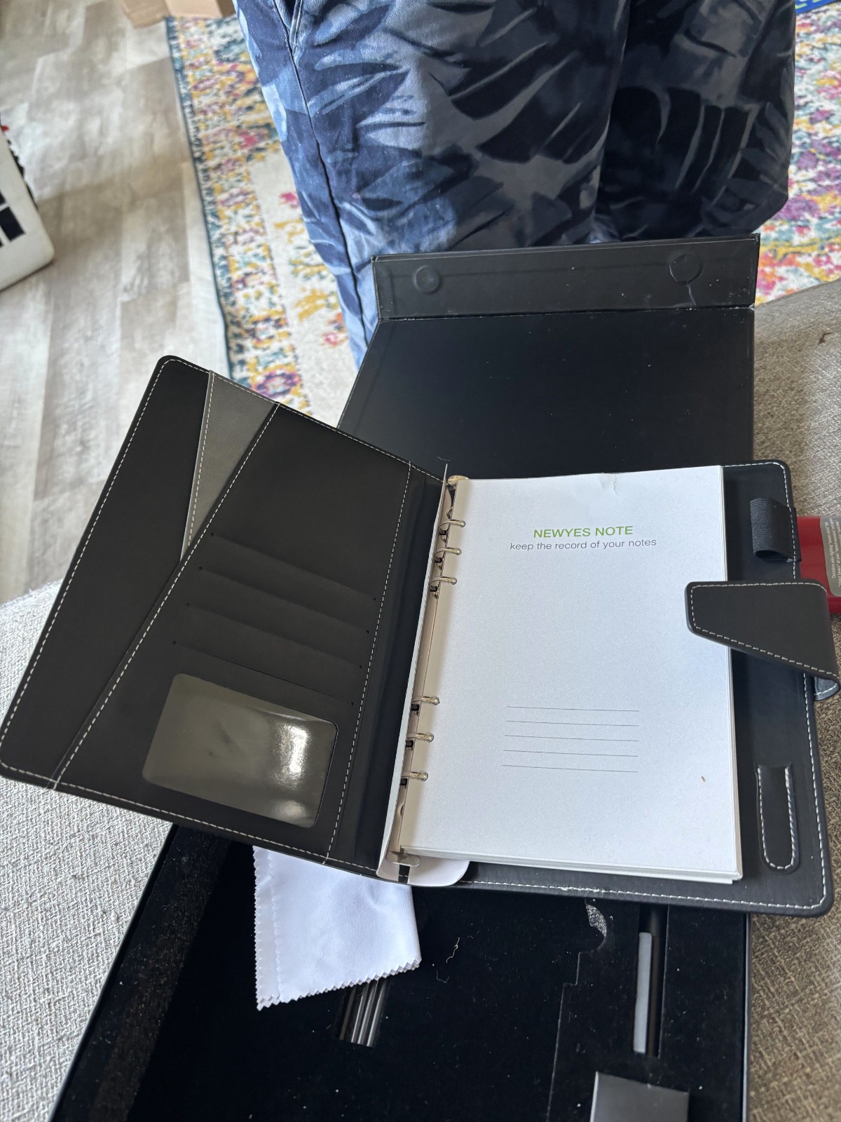 NEWYES SyncPen P1S Smart Pen Digital Notebook Set A5 Bluetooth PU Folio Box