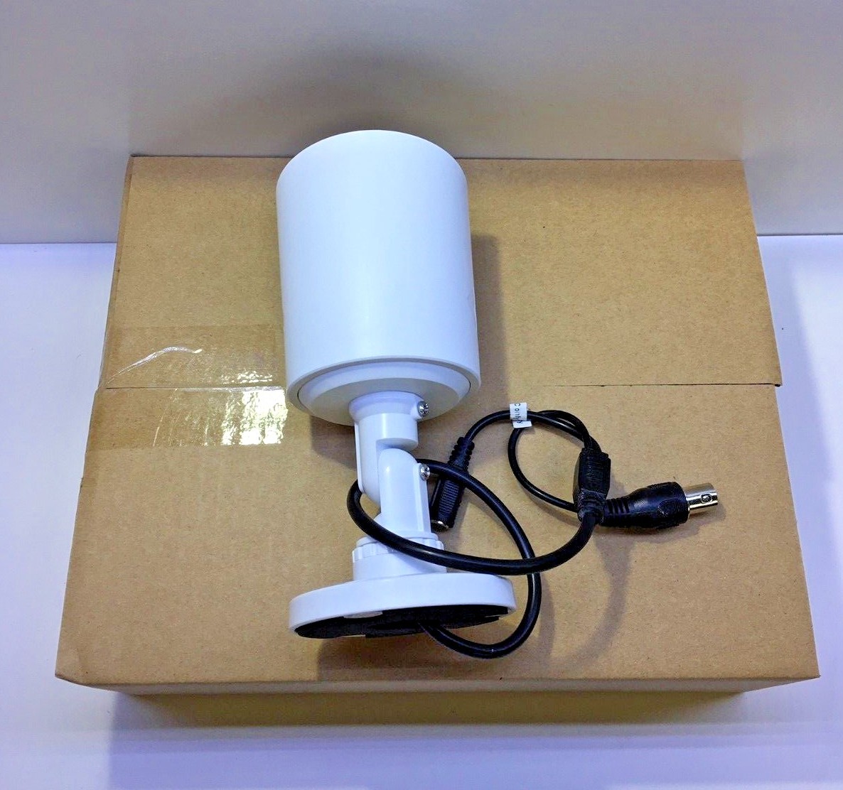 LOREX LBV2531 1080p HD Bullet Security Camera WEATHERPROOF VANDAL PROOF