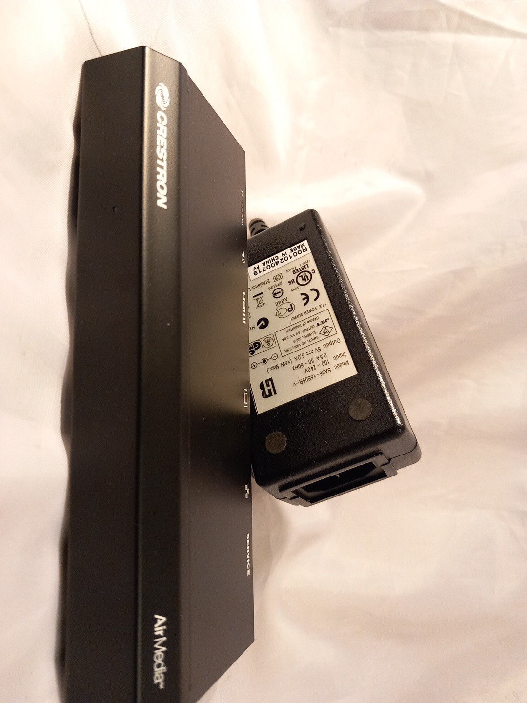 Crestron AM-101 AirMedia wireless presentation system + ALT PSU