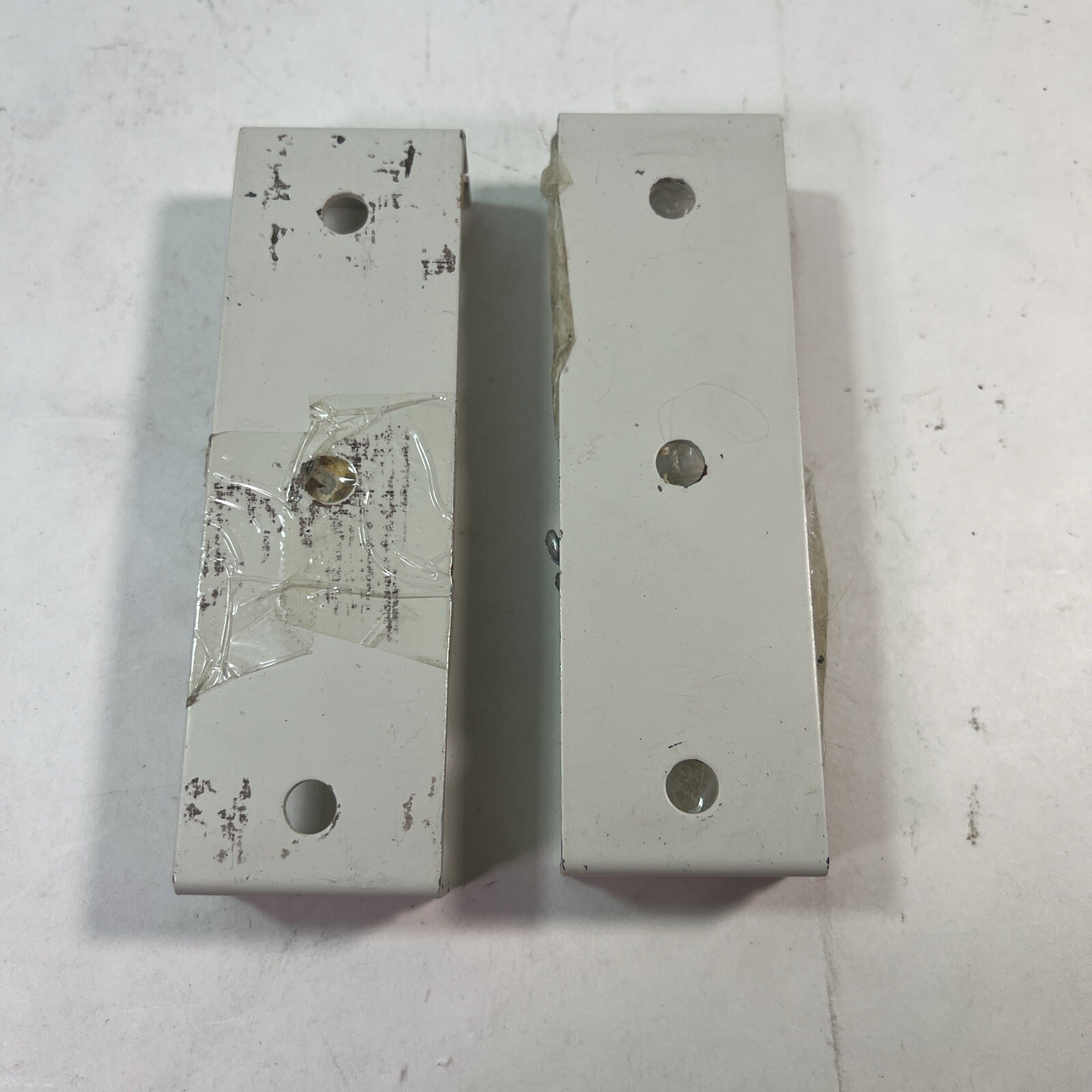 OmniMount Wall Mount Speaker Mount White