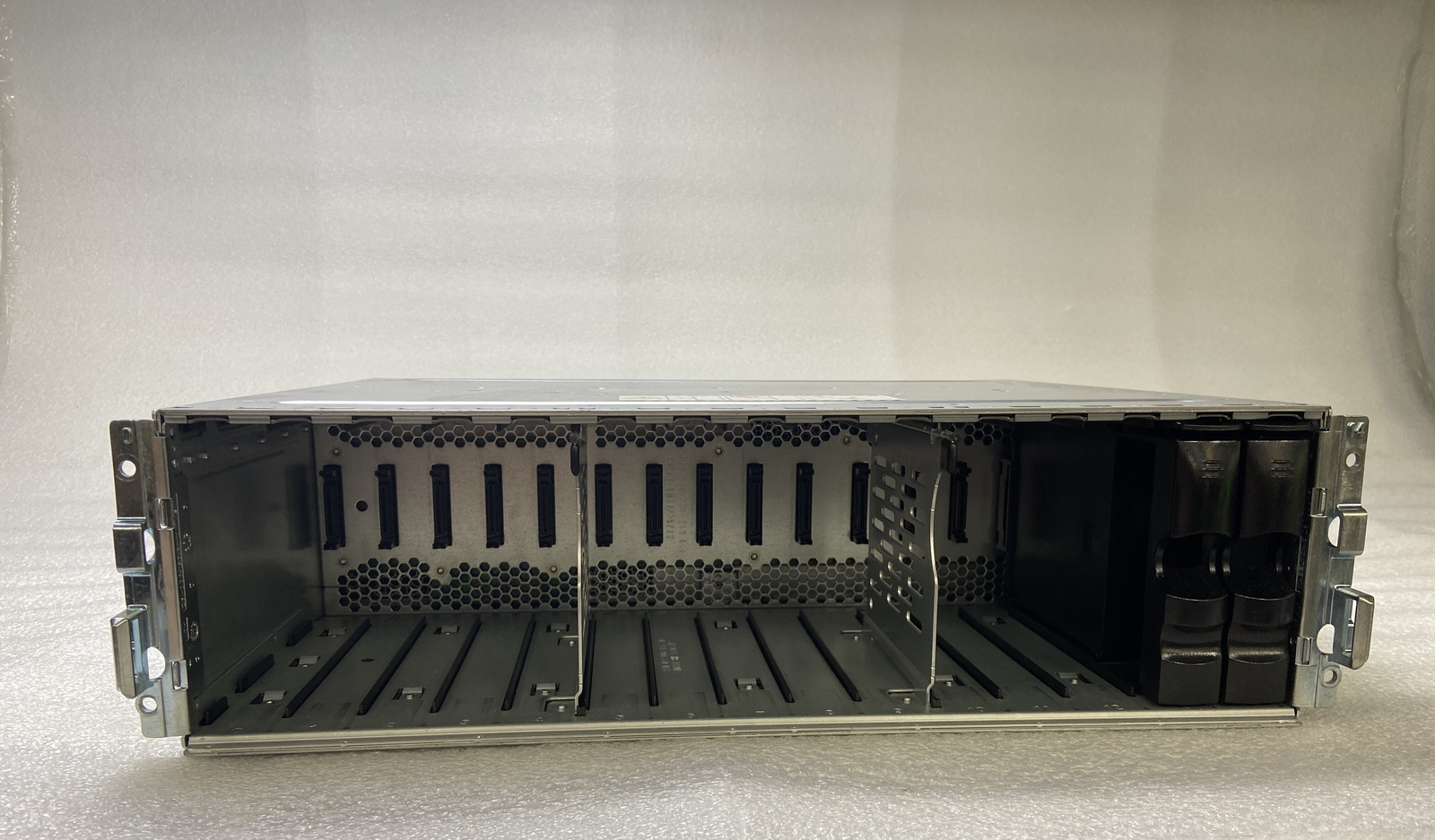 Dell EMC KTN-STL3 Disk Array 15-Bay  Enclosure