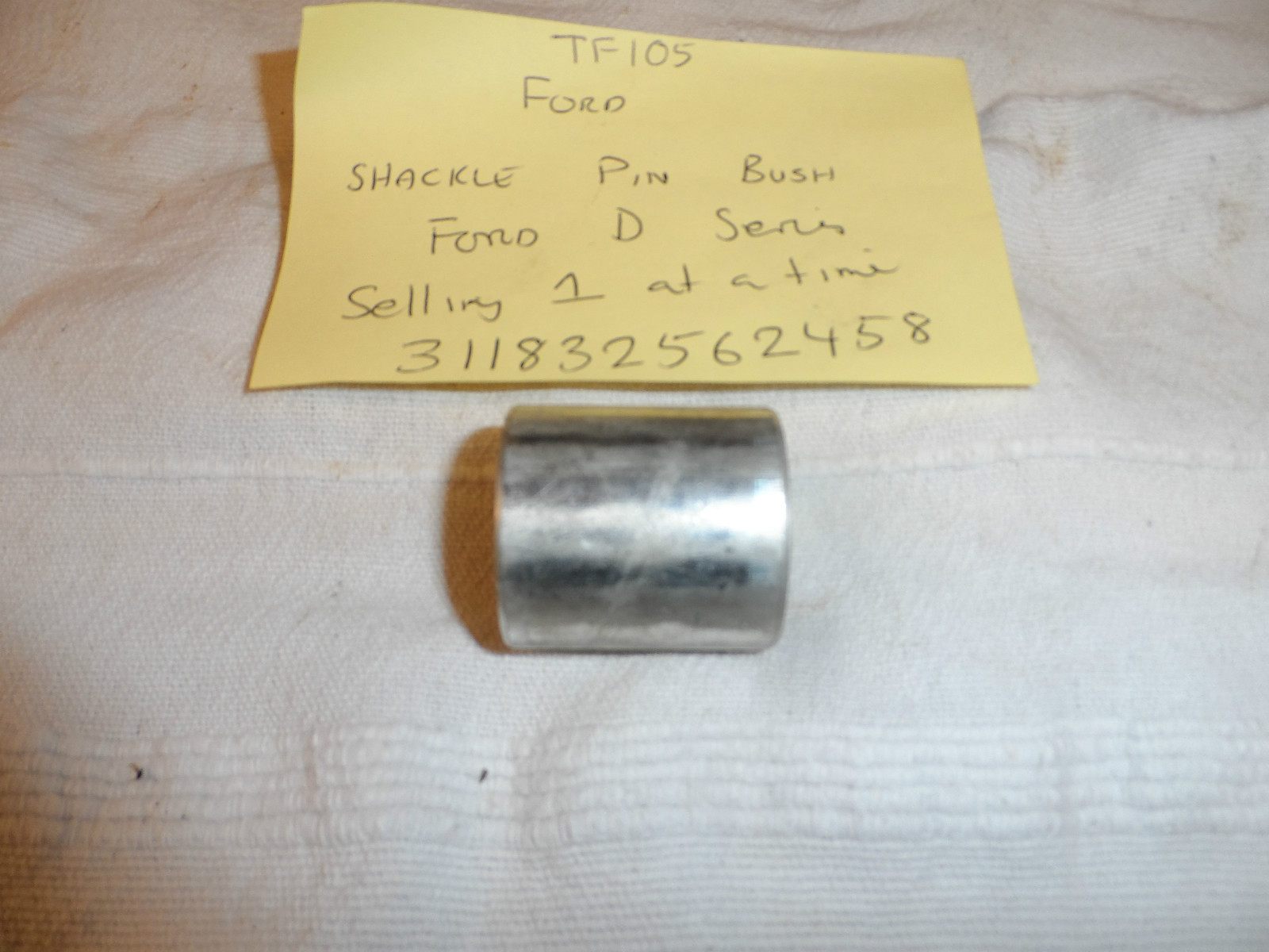 FORD  DT1500 DT1700  TANDEM AXLE REAR SHACKLE  BUSH