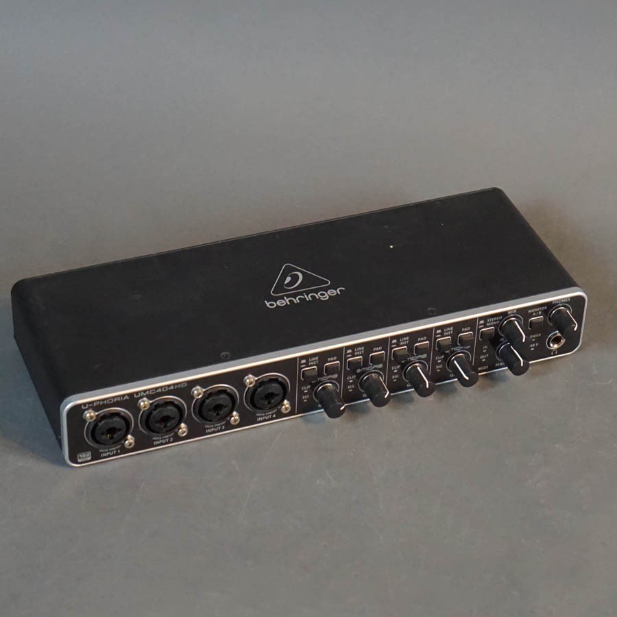 Behringer U-Phoria UMC404HD USB Audio/MIDI Interface - Black