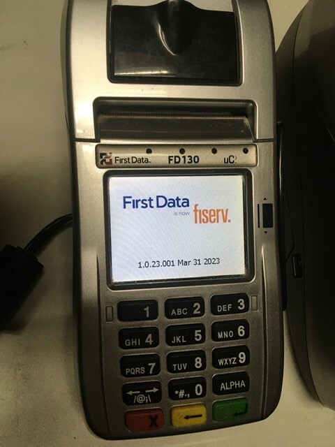 FirstData FD 130 Credit Card Reader  001805064