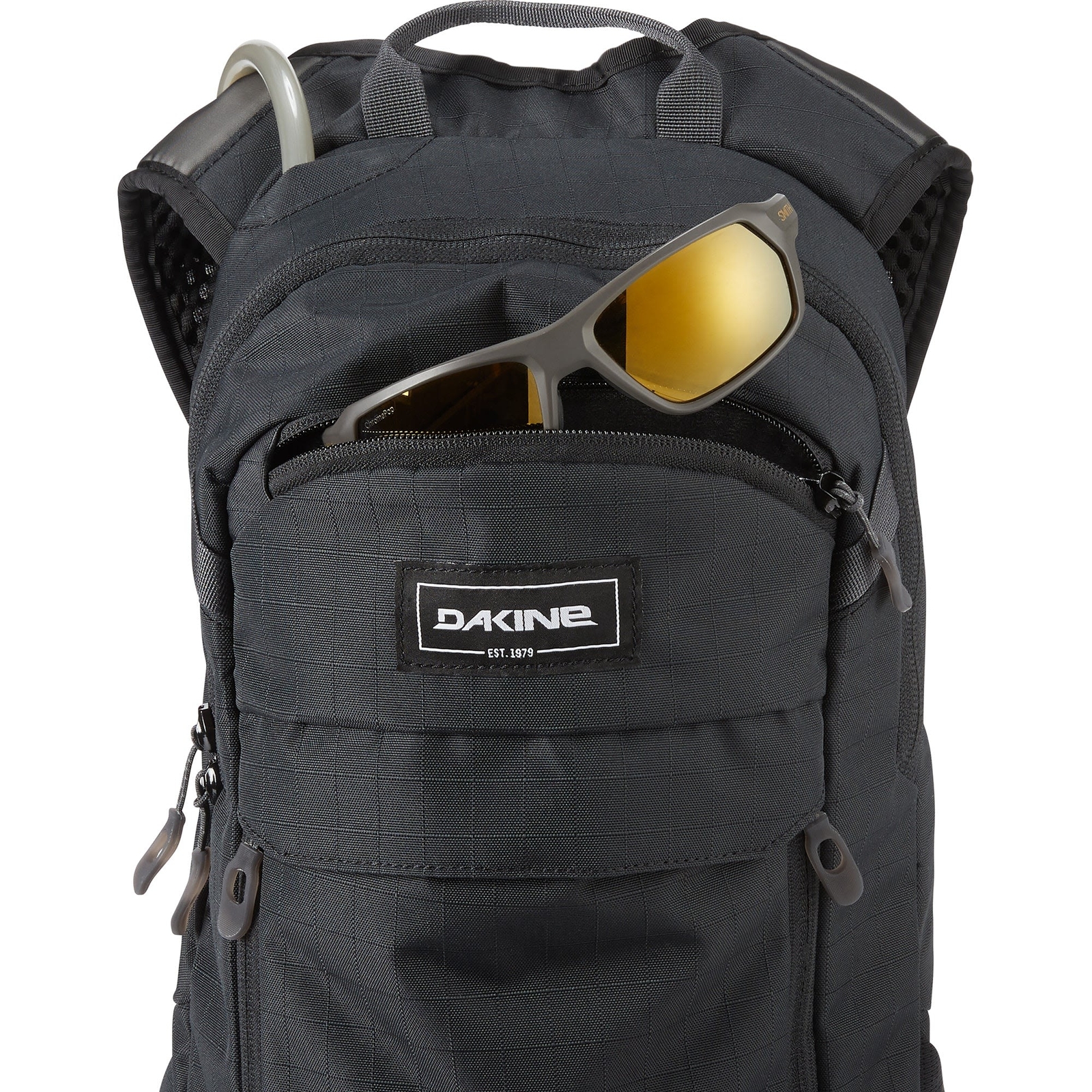 Dakine Syncline 12L Men's Hydration Pack, Black