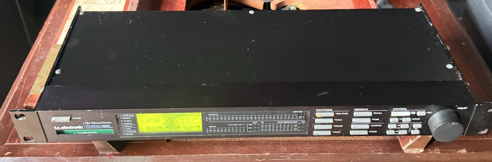 TC Electronic Wizard Series Finalizer Studio Mastering Processor (Model: WIZ001)