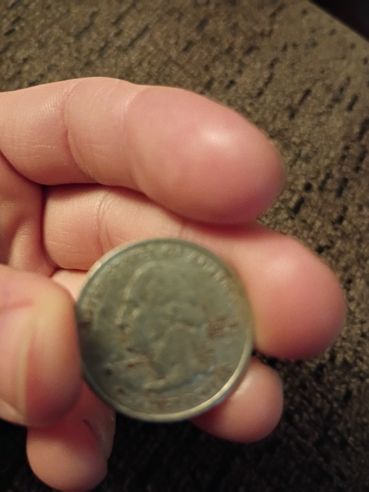 Quarter Has No Date On It It's D
