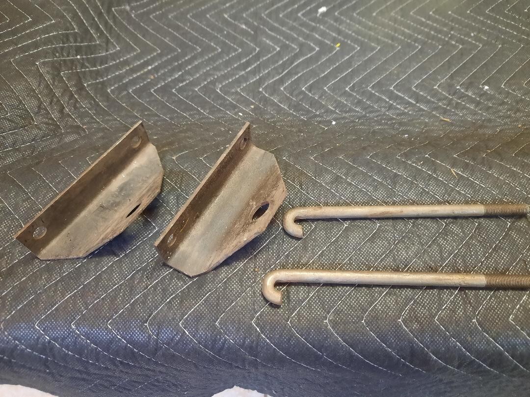 G102 G067, Half Track Scout Car Battery Mounting Hardware WW2