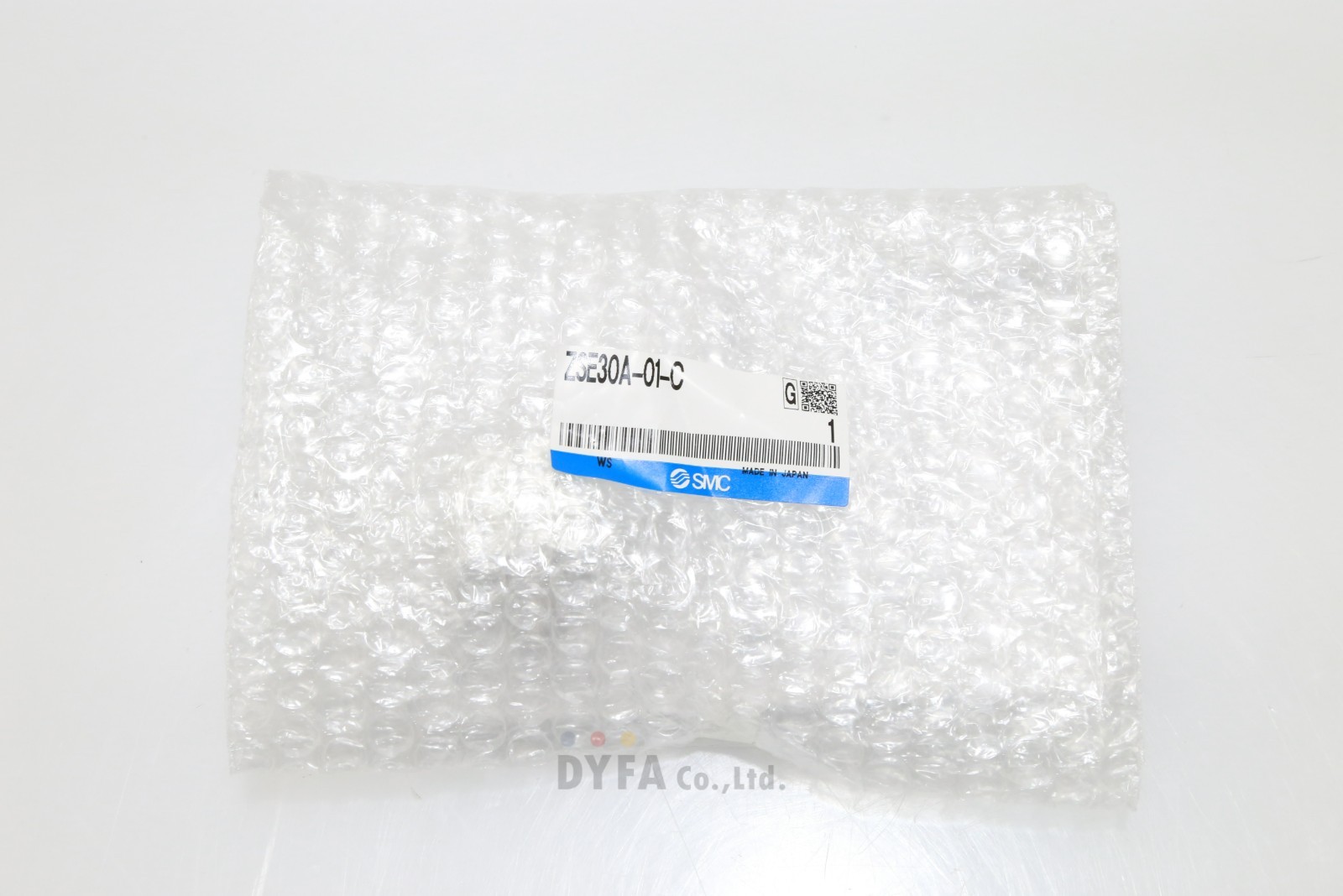 SMC Genuine New Surplus ZSE30A-01-C Digital Pressure Switch SEN-I-2563=9I00-6