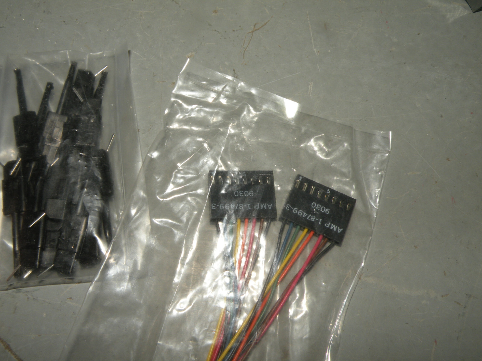 Philips Data Pod PF 8600 With Cables and Pins