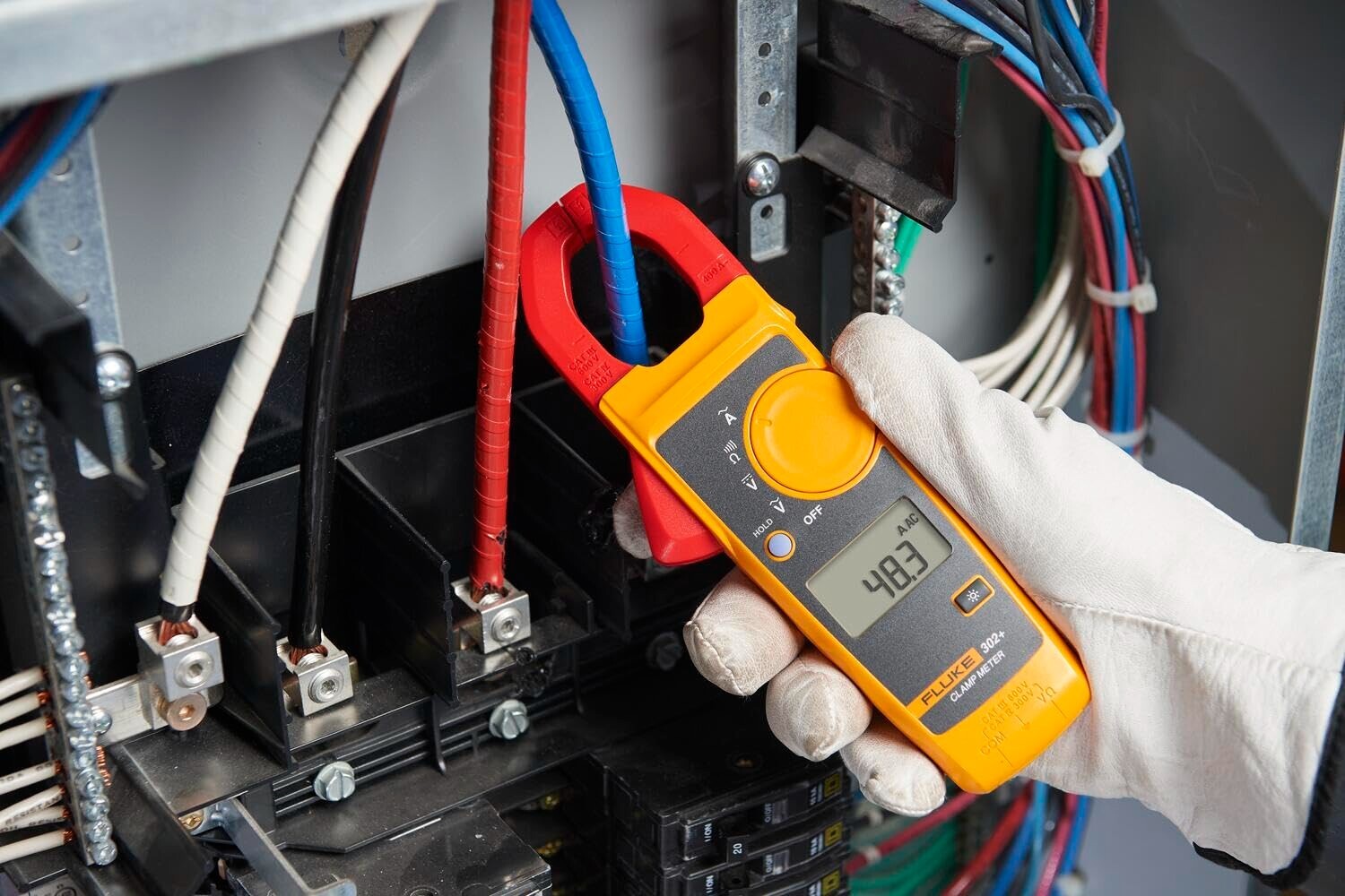 Fluke 302+ Plus AC400A Digital Clamp Meter Tester AC / DC Volt Amp Multimeter