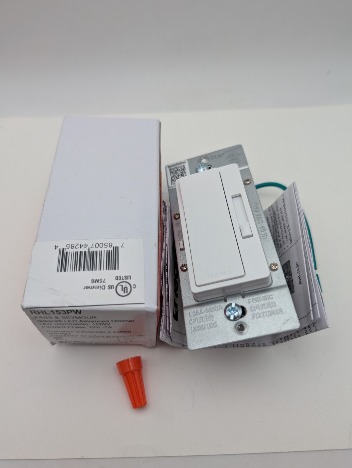 Legrand Radiant LED 150W Advance Dimmer RHL 153PW White (New, Box Wear)